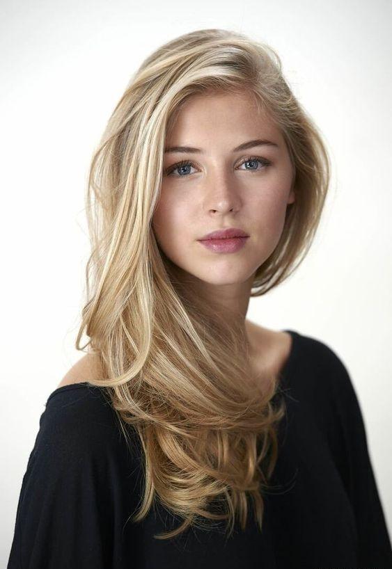 �������е����С��ǣ������ĵ���Ů����֤���ǽ����ܻ� ...