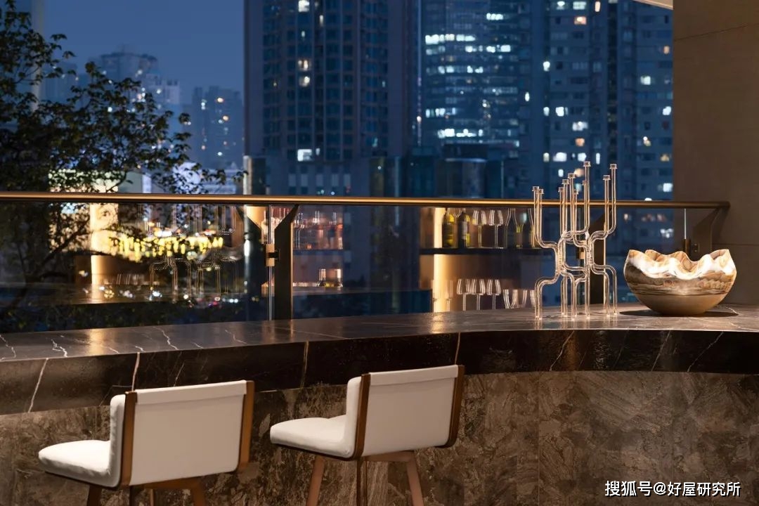 ���˿����ڹ������