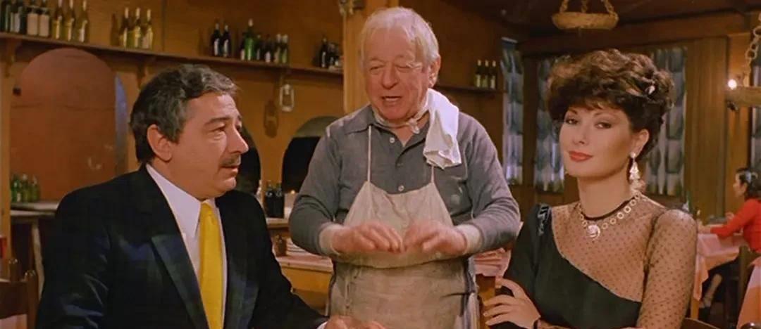 �����岿�����С�ڵ�Ӱ��Ů����ֵ���ߣ�����͵͵��