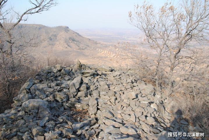 远古抱负的天文不雅测、历法造定的圣地，栖霞方山上奥秘的伏羲八卦