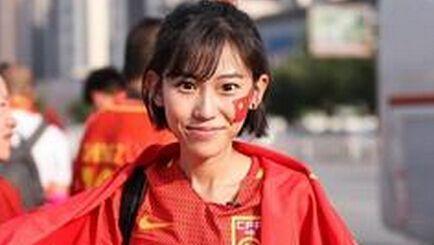 世预赛小组第一，越南队获60万奖励全队欢庆，球迷：国足脸红不