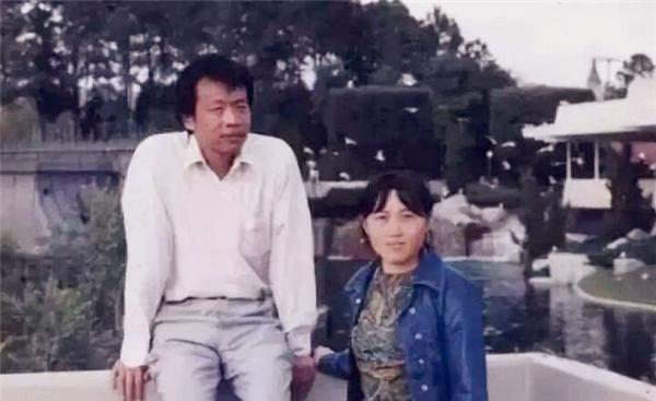 23年前王小波去世时，葬礼无一同行送行，1月后却被同行捧上神坛  五年级作文 第7张