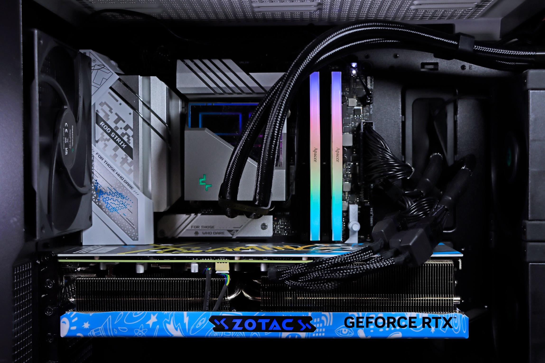 宇瞻暗黑女神 RGB DDR4 3600 16G*2，可不单单是标致