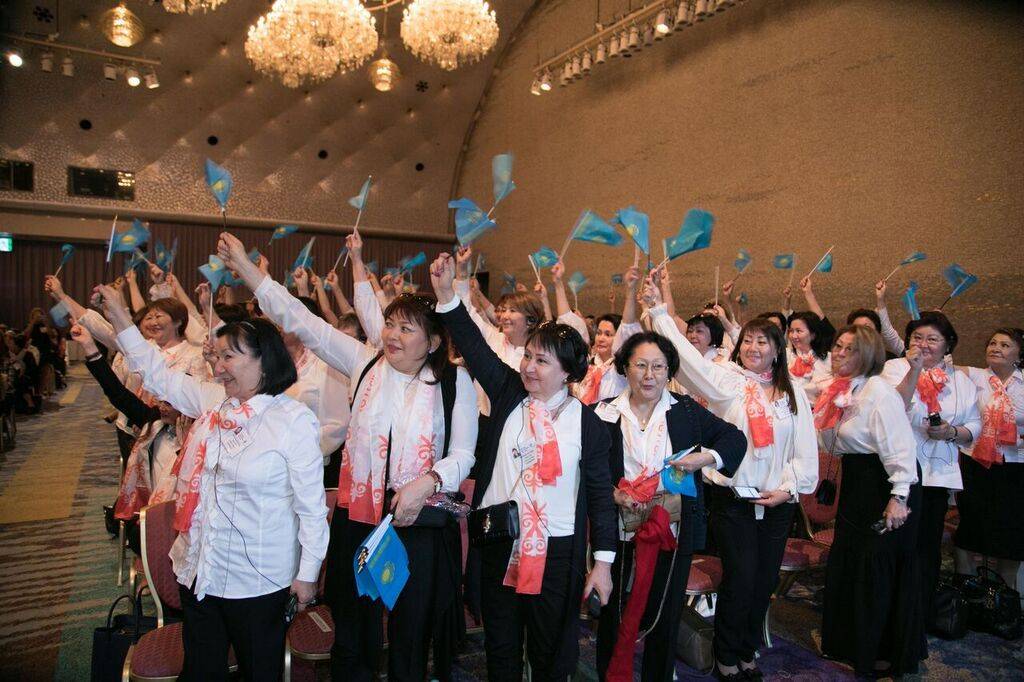 ȫ��Ů��� --�������ϰݾ�