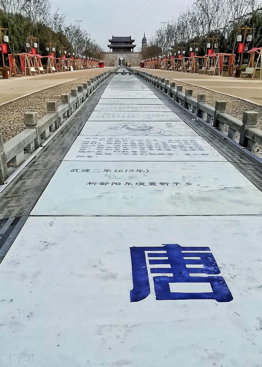 ������һ��������У���������ǧ����򣬱Ⱦ����徻������ ...