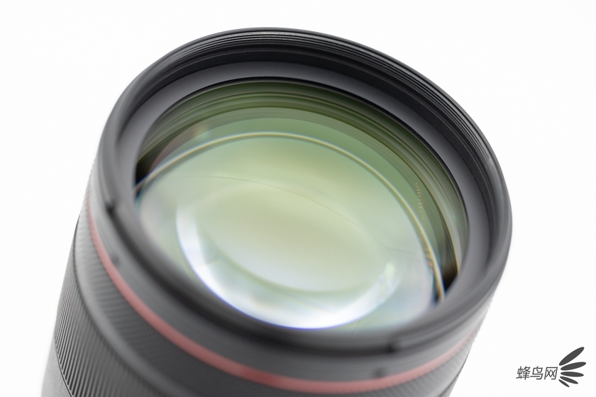 RFС RF135mm F1.8 L IS USM