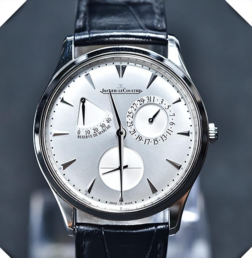 2022-2025��ר���±����Ͷ����г���W���ҵ��������ѡ��