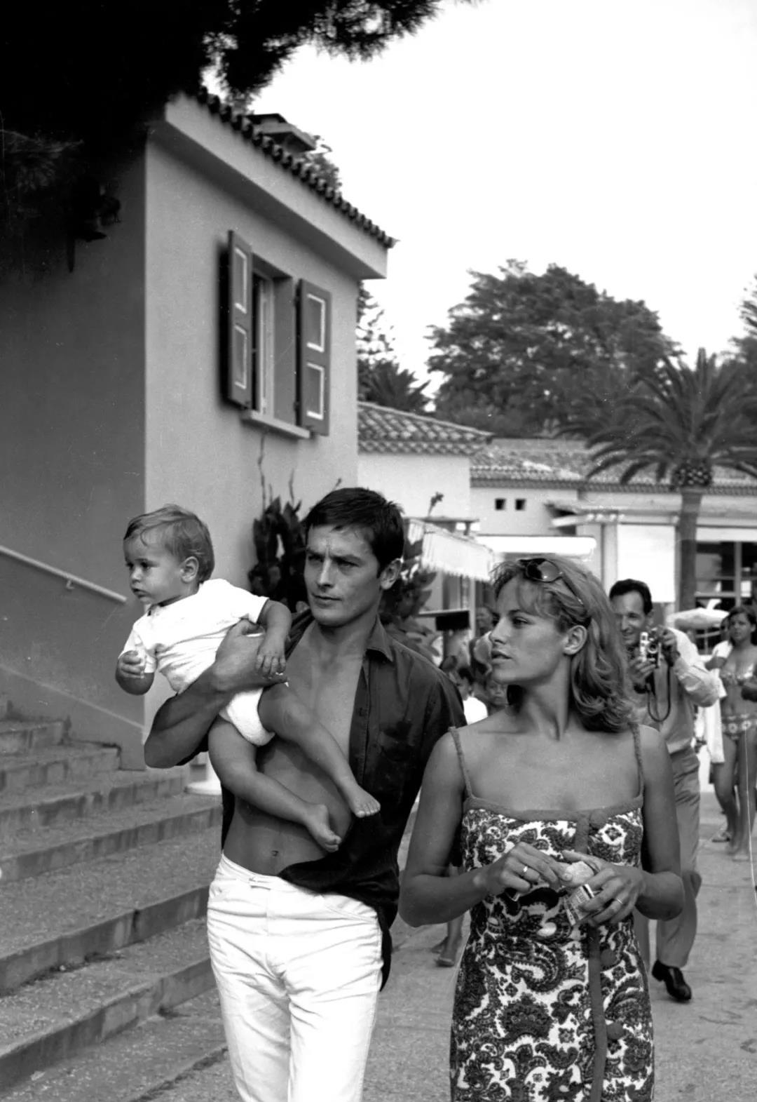 ����·�����͡����繫������Ů����������Щƽ���ġ������� ...