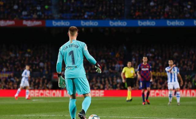 �����²��Ž�����ѡ����һ�ţ��²����˱�ѡ�����ԣ��ж��� ...