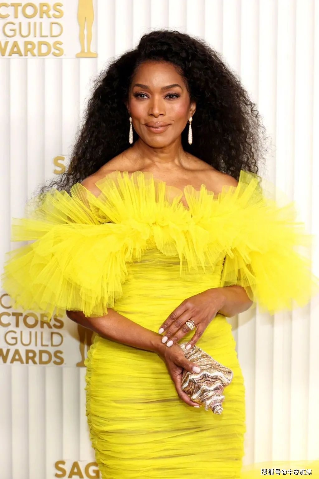 ��һҹ������Ů��������ǧ�������ԸУ�ȴ��һ���й�Ů�Ƕ� ...