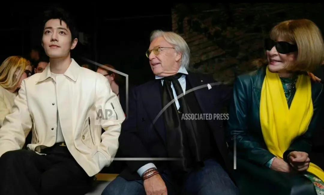 ���κڣ�Фս�ĸ��ݴ����͹���Ӱ����ʵ��ʵ