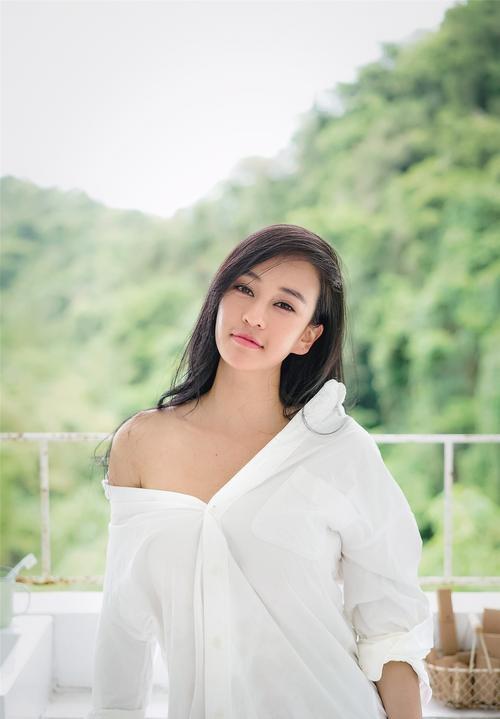 瑜伽女神母米乐M6 M6米乐其弥雅身体柔软又性感长相妩媚动人让人赞叹不绝(图12)