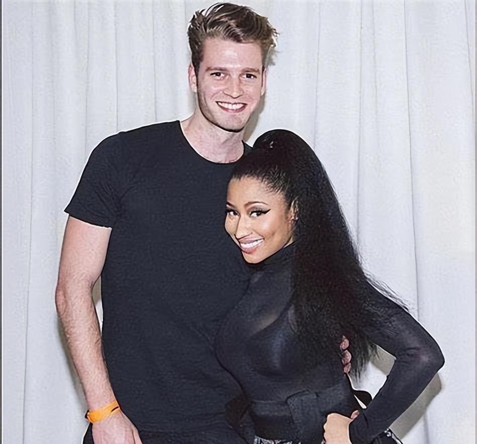 �����ں������չȭ�ŵĴ���������������