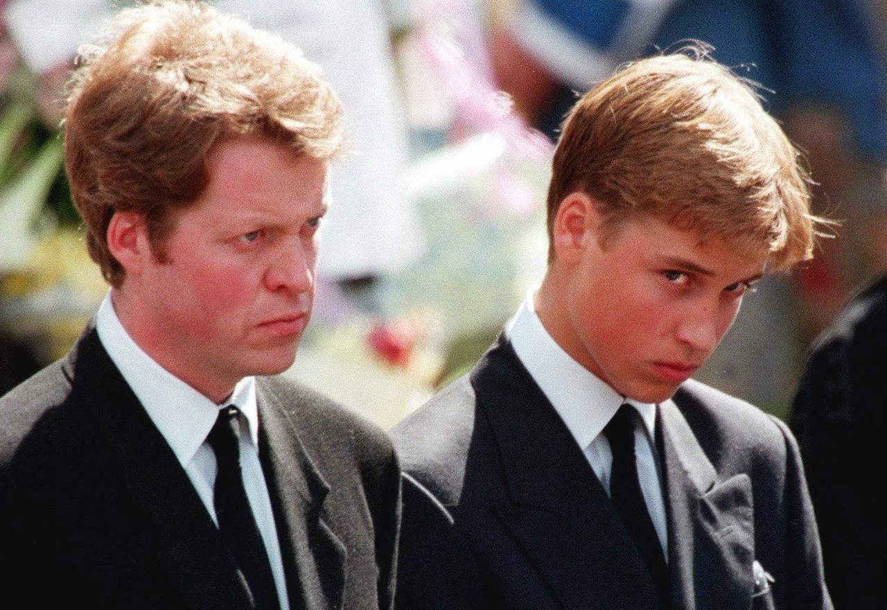 ֱ�������������ֳ���ͼ3Ӣ��Ů����¶Ц�ݣ�ͼ9�������� ...