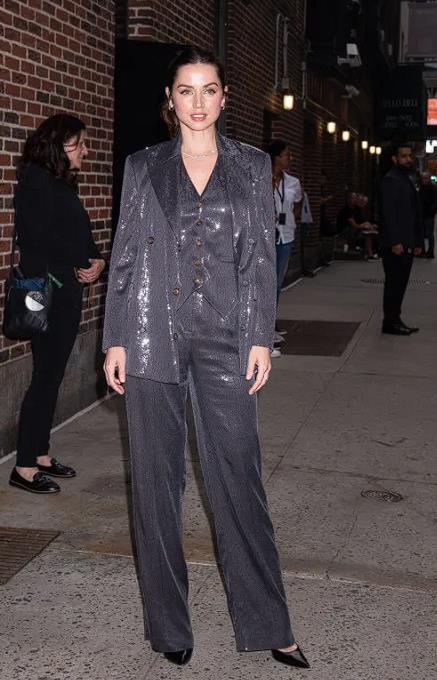 �𿨴�ɺ��ŦԼ���Ż��ƿ��࣬�Լ��������Ǵ���