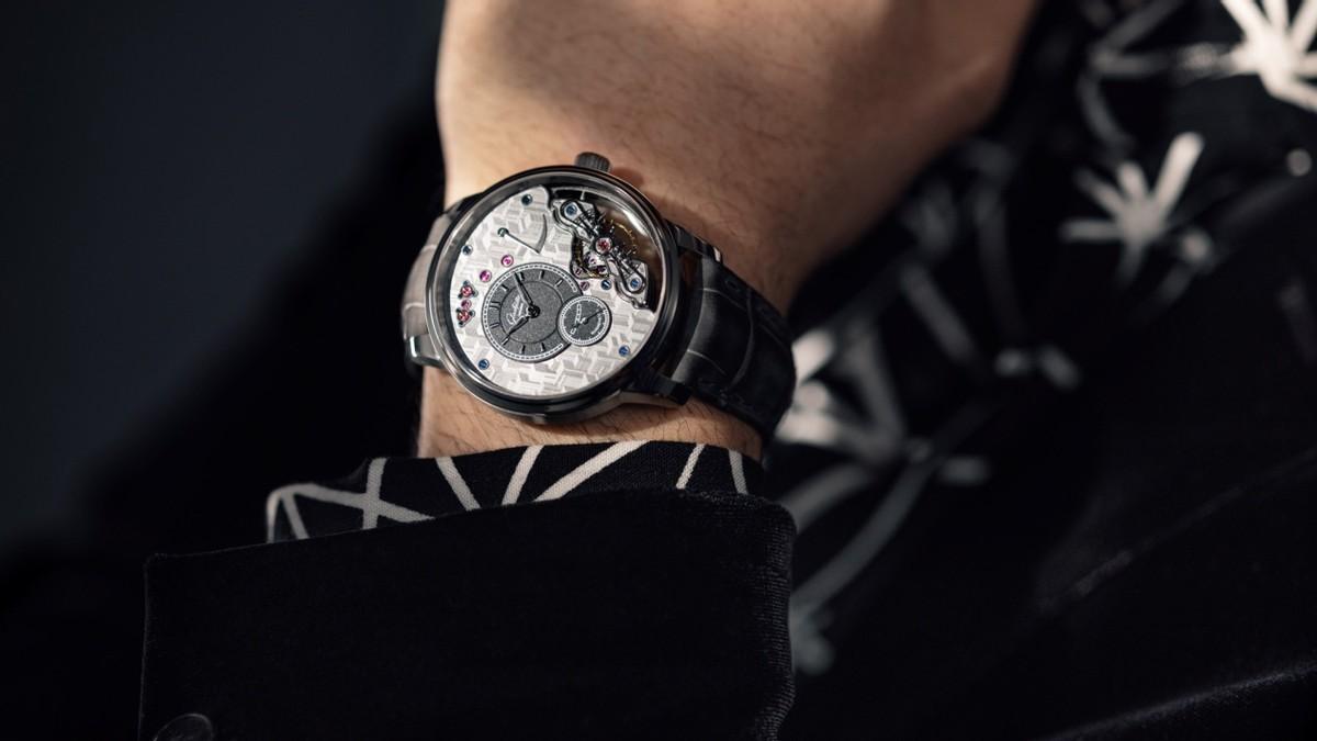 �����յ�ԭ��ȫ��ƫ�Ļ�о������������������ǳ�,�����ͷ����