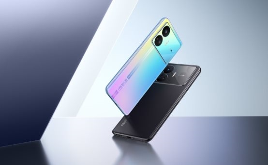 实我GT Neo5 SE预售福利大放送，登录QQ炫舞手游赢取专属福利！