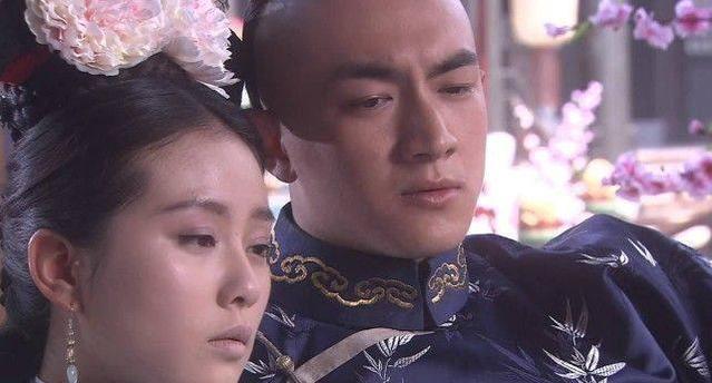 她是《步步惊心》中若曦的原型，真实身份是官女子，最后死于皇宫