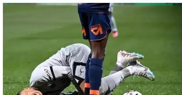 ŷ��ǰհ���������ܷ�Խ��������һ�أ��ؼ����ǿ�÷����