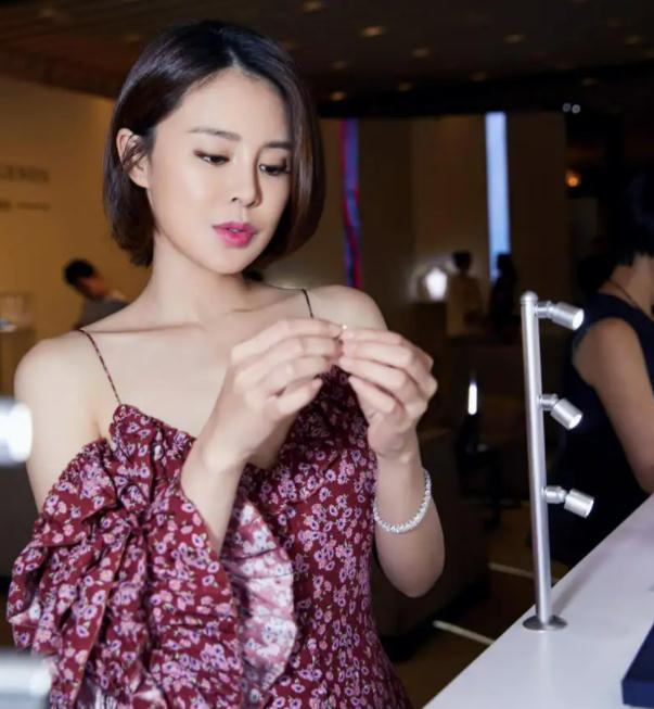 ١��Ϊ���Ź��ã��Ұ��ҵļ�Ʒ�Ϲ��������ҵ���������