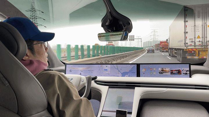 老司机开车稳的表现 9bdde0b5f89a48e1b5f263816d16d865.jpeg