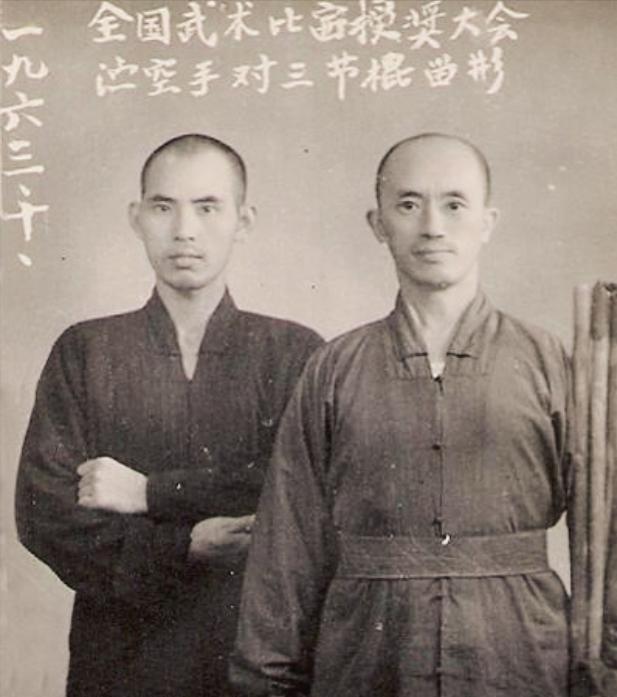 原创
            传奇武僧海灯法师：4岁丧母12岁丧父，77岁表演二指禅，87岁圆寂