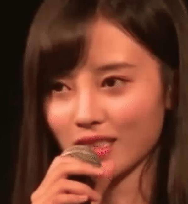 原创鞠婧祎选秀旧照曝光，看到她离开美颜后的“素颜”，终于相信直男审美