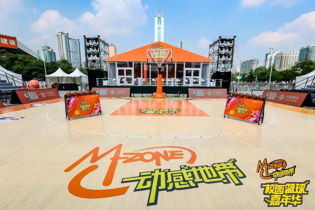 易建联颁奖！中国移动亲自出手NBA，积极践行「助力校园篮球」理念