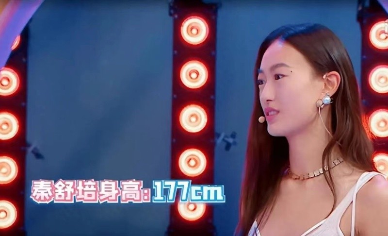 原创当年，陈冠希发文痛斥林志玲：太丑，假装像个演员，实际上是娱乐交易的诡计