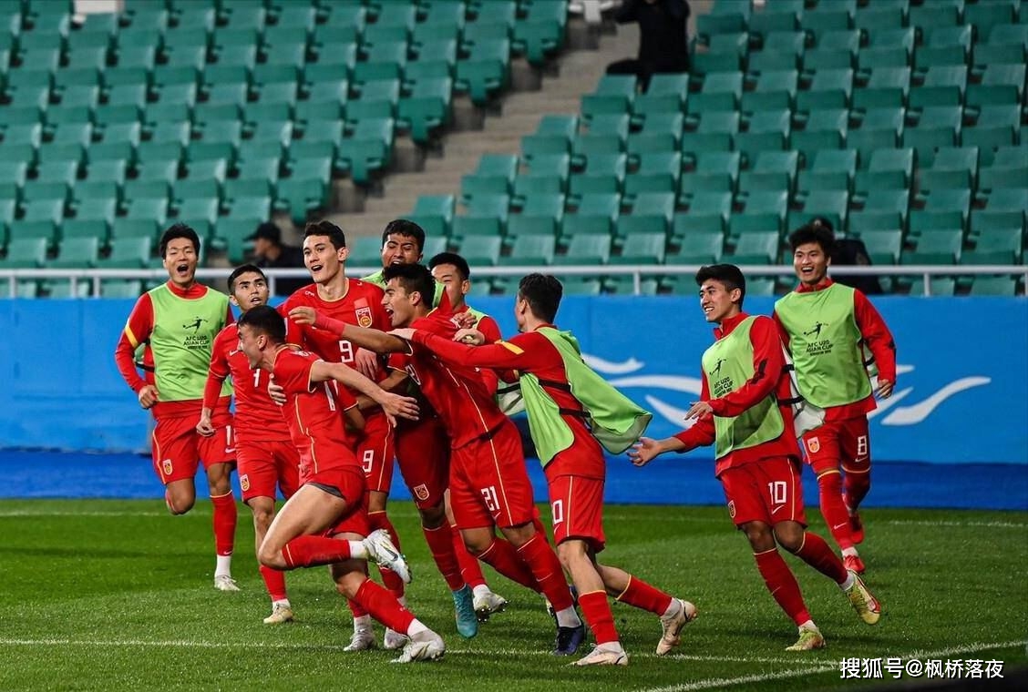 原创             日本外教又说真话了！中国足球距离强大，还差一个自律！