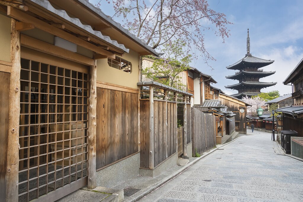 日本程序员签证 如何拿到日本永居？TCG彩票网 天成