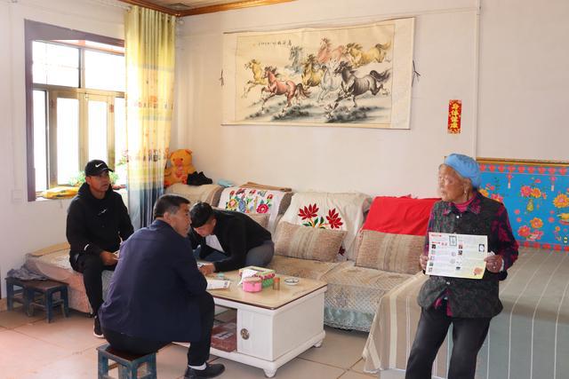 什么是低保入户 53c3eaf18d454992b77e0f5497fb082d.jpeg