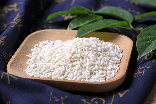 糖尿病不宜吃六种主食 5d0039e4770441cb8ab94f4f0d7ee2ce.jpeg