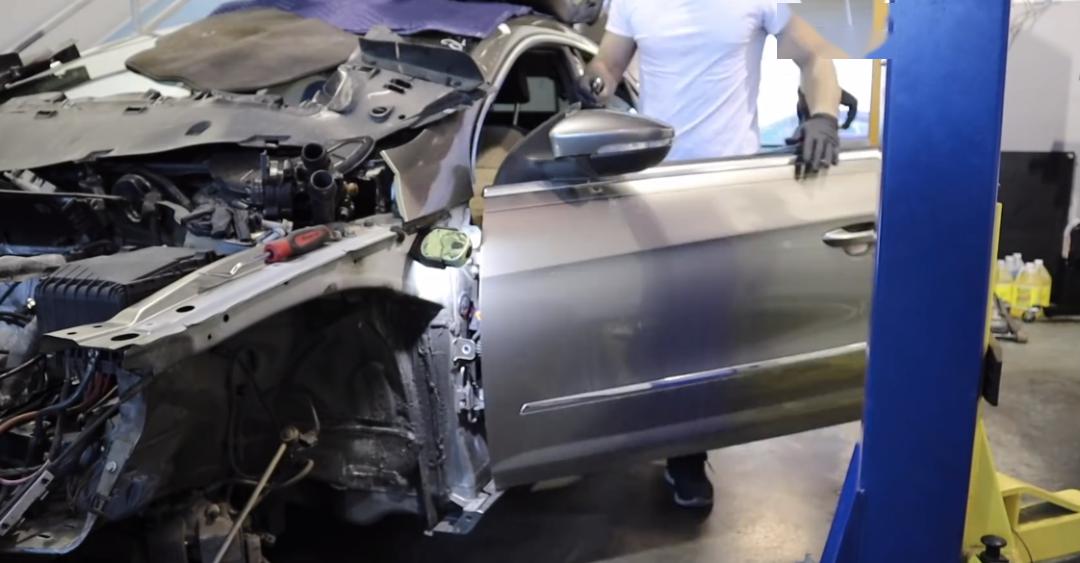 一台大众cc事故维修视频告诉你拆车件和配件之间区别