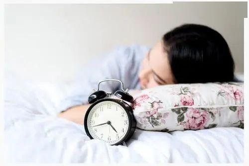 舒适睡觉温度 2f67ffffa2a84ce29e300633c6937f39.jpeg