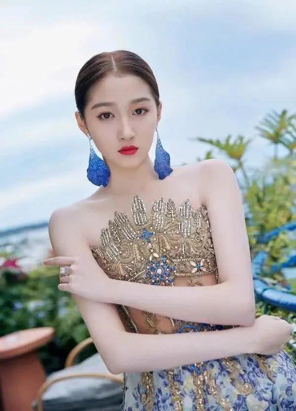 娱乐圈的五大纯天然美女,从无整容风波