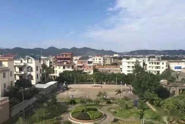 镜洋镇人均