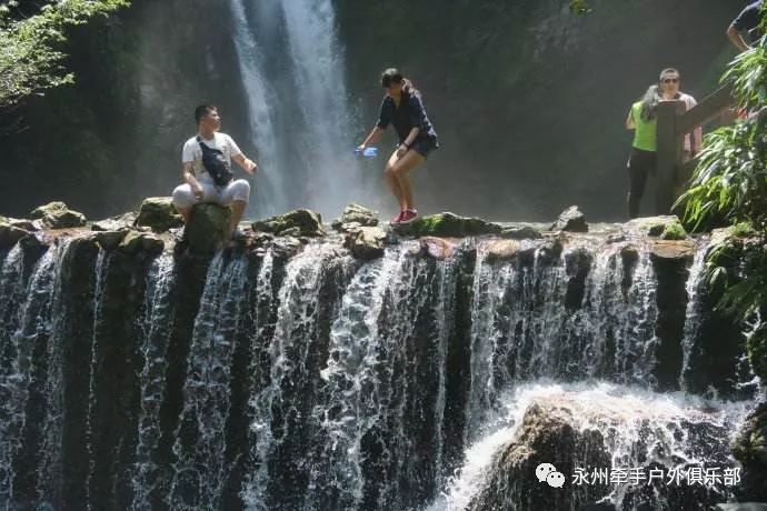 绥宁县城人口_绥宁县城新旧照片(2)