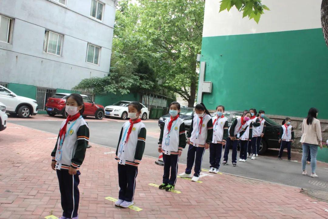 与你相约赴一场夏日之约青岛湖岛小学开学典礼