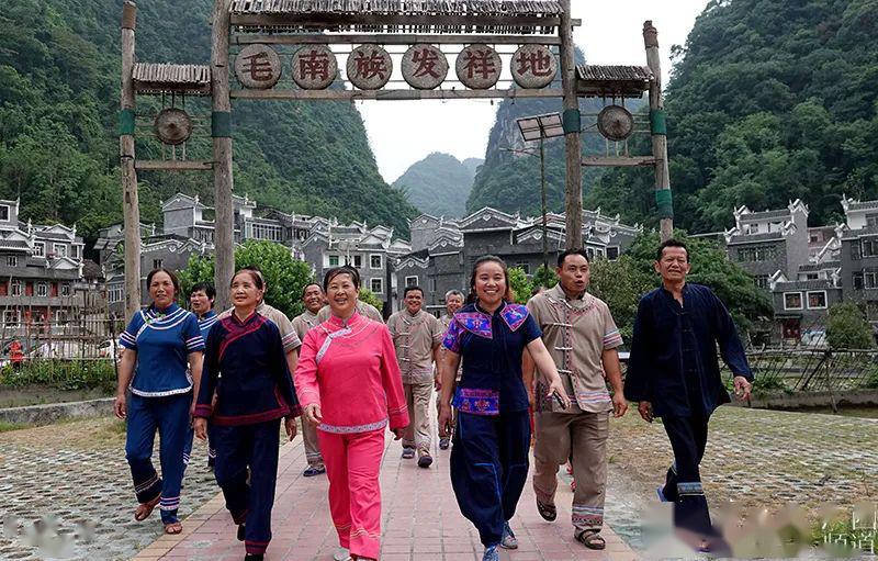 2019年底贫困人口降到_贫困山区的孩子图片(3)