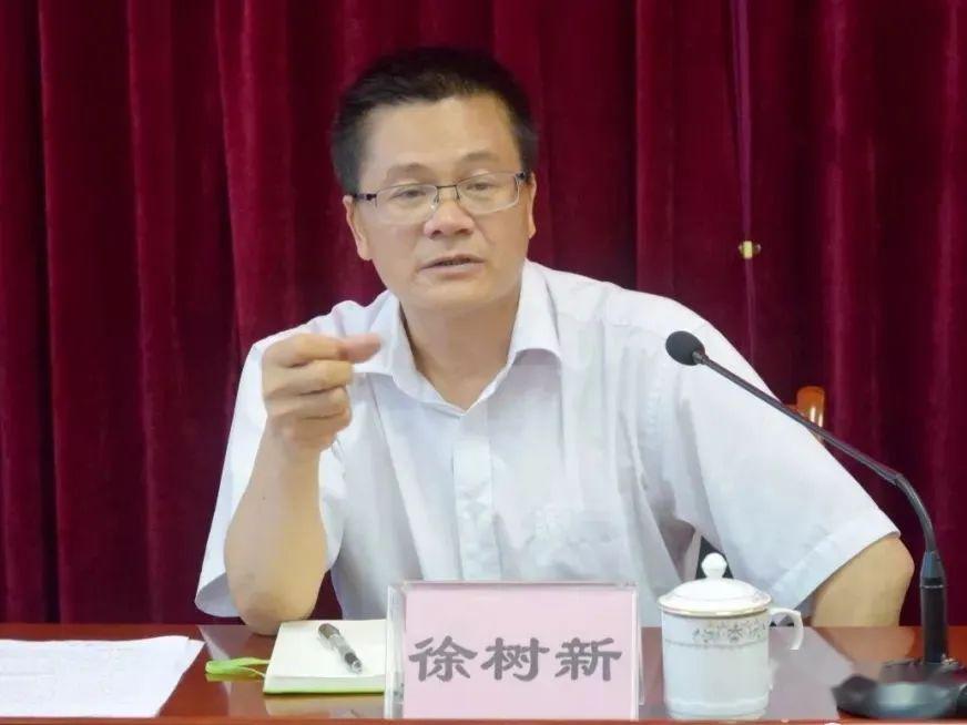 德庆人徐树新,曾是小学教师出身,现上任云浮市副市长_肇庆市