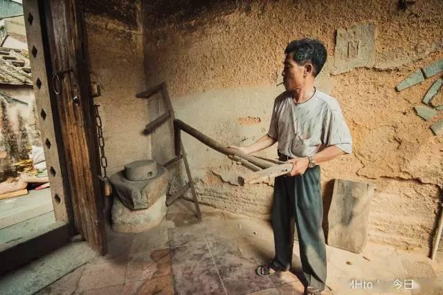 还有多少人记得这古老的舂米工具