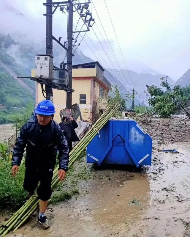 好消息经过抢修贡山县电信信号已恢复县城恢复移动信号