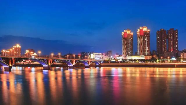 广西 西林人口_广西西林地图