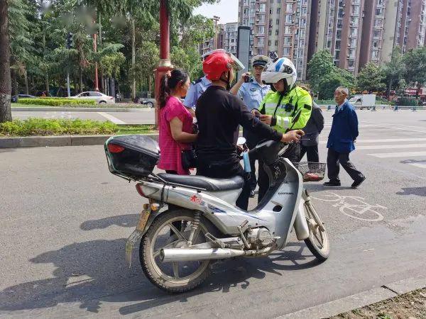 汽车能给摩托车搭电瓶吗 b5386eaed3c9485f903e64eefcd4e4d0.jpeg