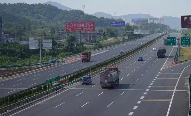 怎么算高速超速 24778b81ac5547048af4f15a1e5b09a4.jpeg