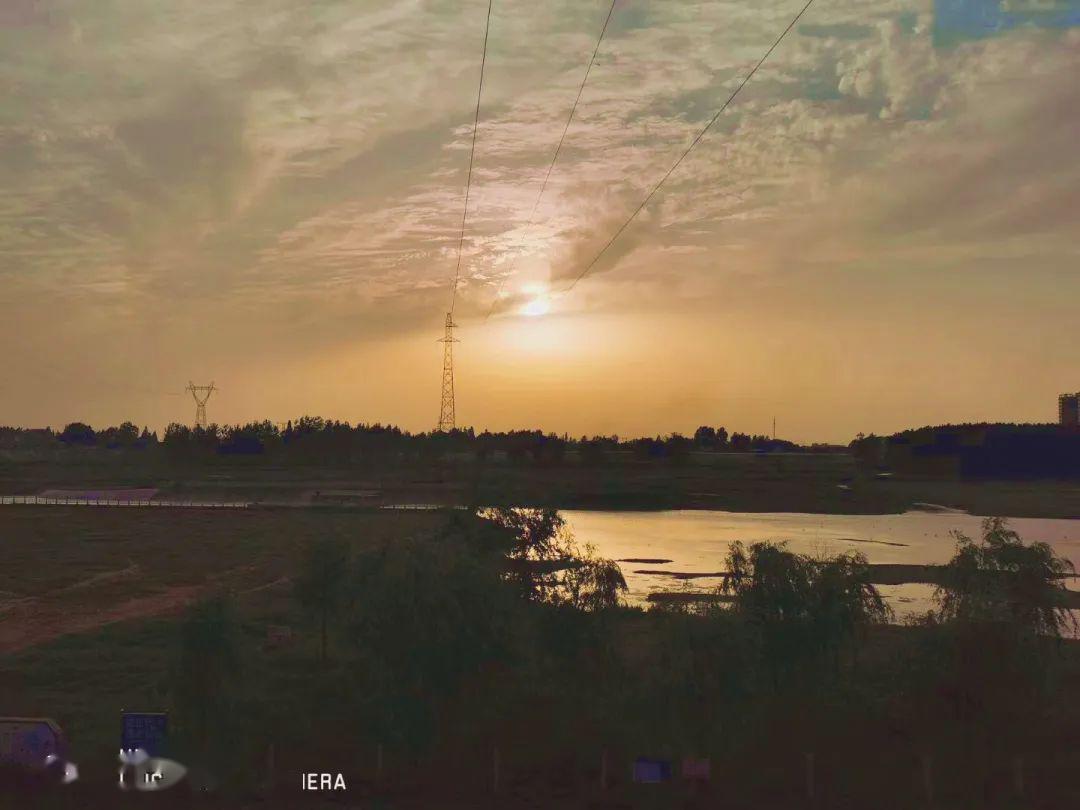 夏天的傍晚