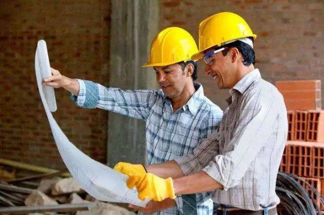 宜昌建筑八大员培训机构为何建筑专业技术职称愈来愈有价值？
