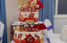 帮东北大姨“过生日”，一桌8道“硬菜”，邻居羡慕称：感情真好