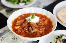 大雪时节后，来一碗热腾腾的红菜汤，从心暖到胃！